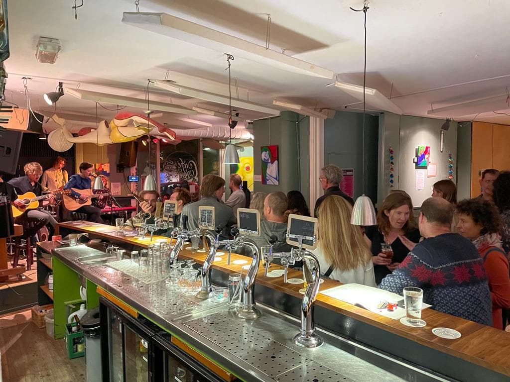 Averechts café interior